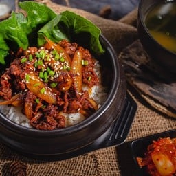 Seoul Gobi โซลโกบิ ข้าวหน้าหมูบุลโกกิ -