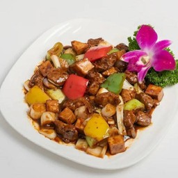 เนื้อ ออสเตรเลียหั่นเต๋าผัดพริกหยวกซอสพริกไทยดำ (L)