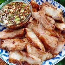 คอหมูย่าง