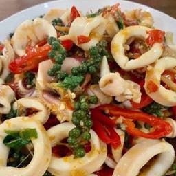 ผัดฉ่าปลาหมึก กับข้าว