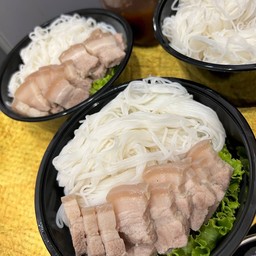 เส้นเต็มพุง - ประชาชื่น37