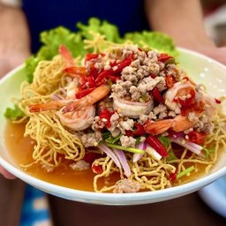 ยำหมี่กรอบL