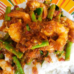 ข้าว ผัดพริกแกงกุ้ง