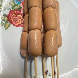 ไส้กรอกไก่หนังกรอบ 5 ไม้