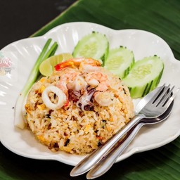 ข้าวผัดทะเล