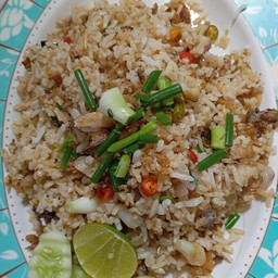 ข้าวผัดปลาทูแมว