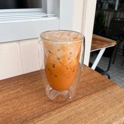 Ice Thai Milk Tea (ชานมเย็น)