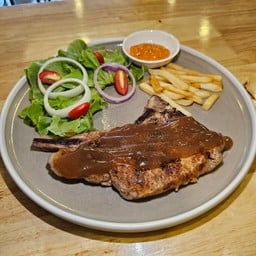 สเต็กหมูพอร์คชอป