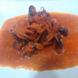 ปลาหมึกซอสหวาน ทาโก๊ะจัง 150 กรัม