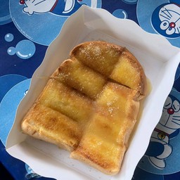 กาแฟเย็น นมเย็น ชาเย็น โอเลี้ยง  ขนมปังปิ้ง (2ชิ้น)ชุดละ