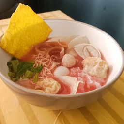 บะหมี่เย็นตาโฟทรงเครื่อง