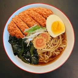 ราเมนน้ำดำ - หมูทงคัตสึ