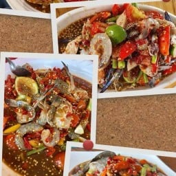 ส้มตำโครตแซ่บ บ้านพิม หลังกองบิน21