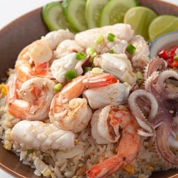 ทะเลรวมผัดข้าว