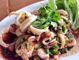 ลาบปลาหมึก