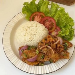 ข้าวยำไก่แซ่บ