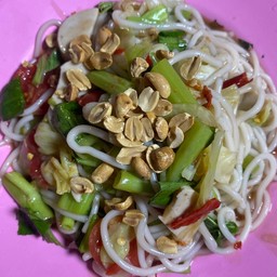 ตำเส้นก๋วยจั๊บญวน