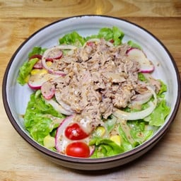 สลัดทูน่า