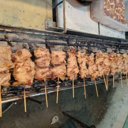 หมูปิ้งโบราณ ไก่ย่างแดง ตับไก่ปิ้ง(เตาถ่าน) ปีกไก่ปิ้ง ตูดไก่ปิ้งข้าวเหนียวยายมาลัย เลียบคลอง 3 ลำลูกกา ปากซอย ม.สัมพันวิลล่า