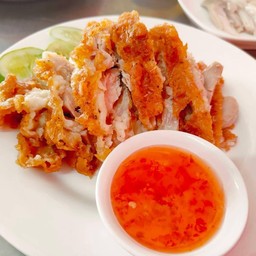 สะโพกไก่ไม่มีกระดูกทอดกรอบ 3 สะโพก