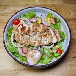 สลัดหมูย่าง