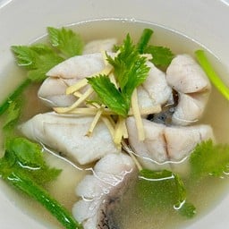 ปลากะพงต้มขิง