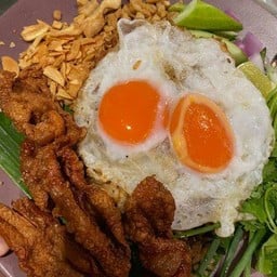 ข้าวผัดไก่โบราณ