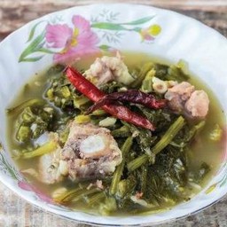 จอผักกาดกระดูกอ่อนหมู