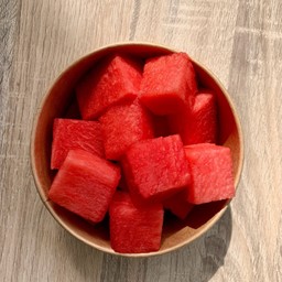 แตงโมปอกสดพร้อมทาน