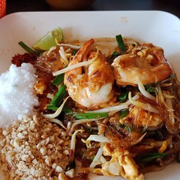 ผัดไทวุ้นเส้นกุ้งสด