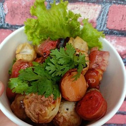 กินเล่นหน้าบ้าน