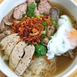 ก๋วยจั๊บณวน ฮักเส้น ฮักแซ่บ