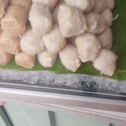 ลุกชิ้นหมุ. เป็นหมัน ไม้ละ