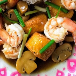 เห็ดแชมป์ิญองผัดกุ้งใส่เต้าหู้