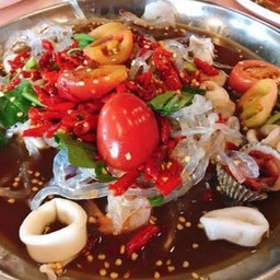 ตำเส้นแก้วกุ้งปลาหมึกหอยแครง