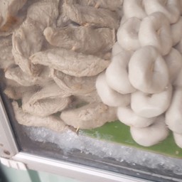 ลุกชิ้นปลาระเบิดชุดละ60บาท