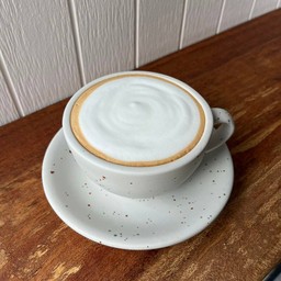 HOT CAPPUCCINO (คาปูชิโน่ร้อน)