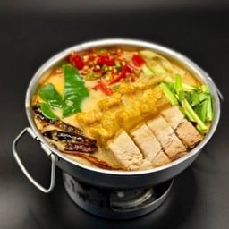 .ต้มยำหมูกรอบ