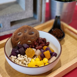 หงเซ่อปิงเซียน (ซิกเนเจอร์ 8 เซียน)