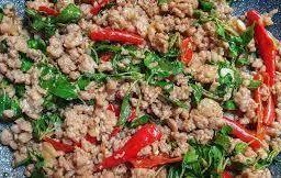 ผัดกระเพราหมูสับ