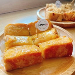 ขนมปังเนยนม