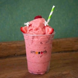 สตอเบอรี่ นมสดสมูทตี้