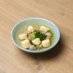 แกงจืดเต้าหู้หมูสับ