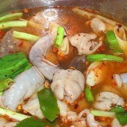 ต้มแซ่บเครื่องในหมู