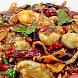 ยำหอยนางรมพริกเผา