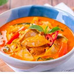 แกงกะทิไก่หน่อไม้ดอง เป็นกับข้าว