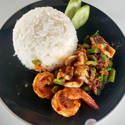 ผัดพริกแกงทะเล