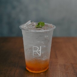 Iced Passion Fruit Sparkling