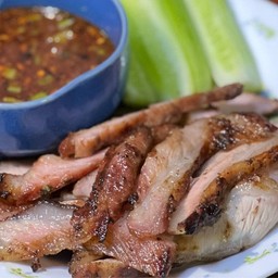 คอหมูย่างป้านิด