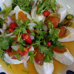 ยำไข่เค็ม